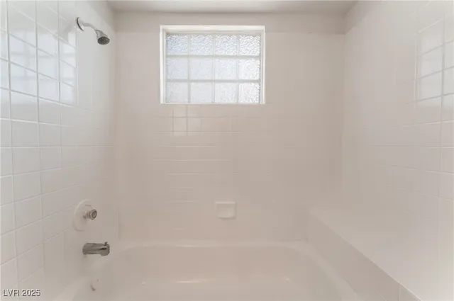 $200,000 | 6808 West Elm Creek Drive, Unit 203, Las Vegas, NV 89108