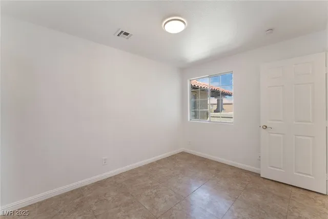 $200,000 | 6808 West Elm Creek Drive, Unit 203, Las Vegas, NV 89108