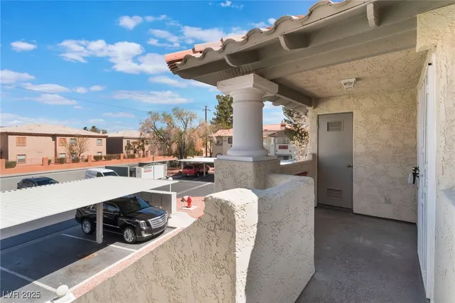 $200,000 | 6808 West Elm Creek Drive, Unit 203, Las Vegas, NV 89108