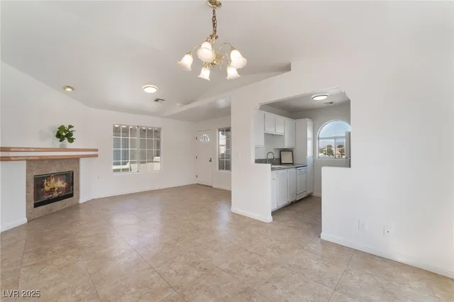 $200,000 | 6808 West Elm Creek Drive, Unit 203, Las Vegas, NV 89108