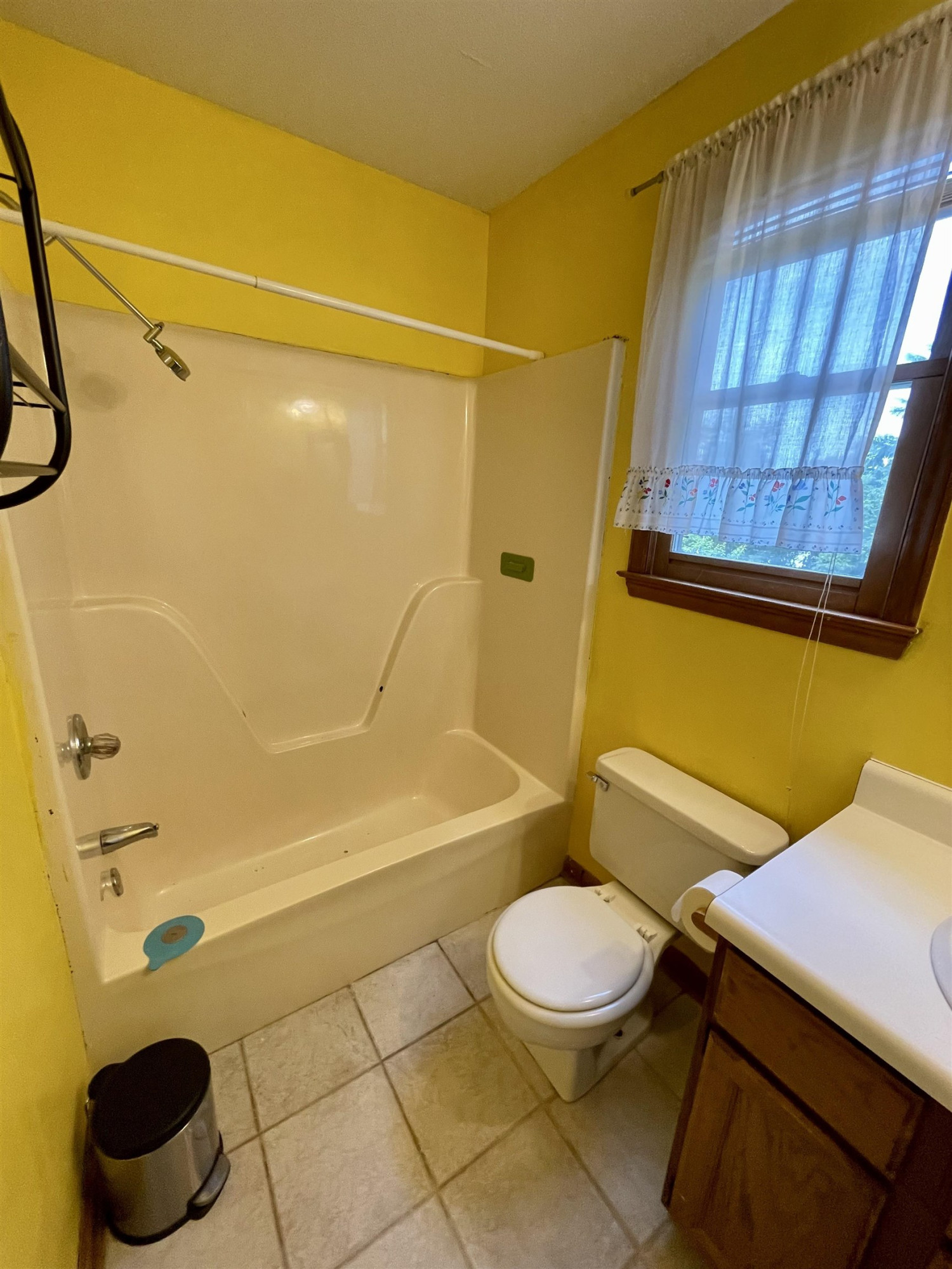 925 Fairlong Road Wake Forest, NC 27587 - Photo 16 of 32 Hall Bathroom