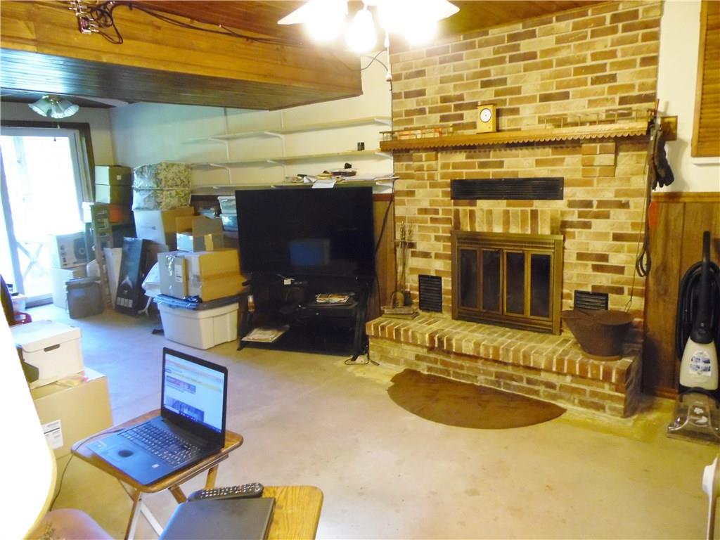 113 Vandyke Road Freeport, PA 16229 - Photo 15 of 25