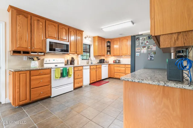 $795,000 | 6107 Highway 43 North, Carriere, MS 39426