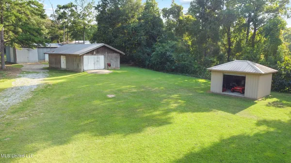 $715,500 | 6107 Highway 43 North, Carriere, MS 39426