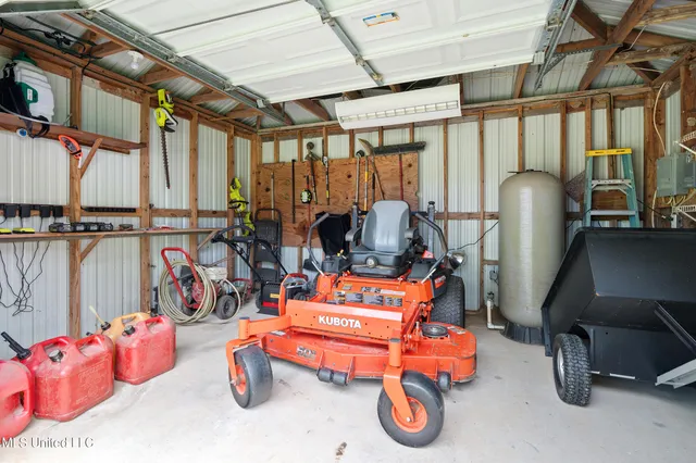 $795,000 | 6107 Highway 43 North, Carriere, MS 39426