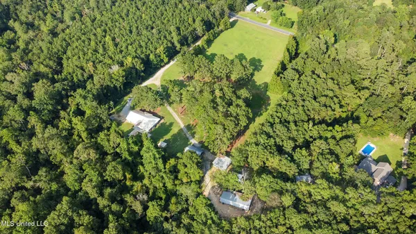 $715,500 | 6107 Highway 43 North, Carriere, MS 39426