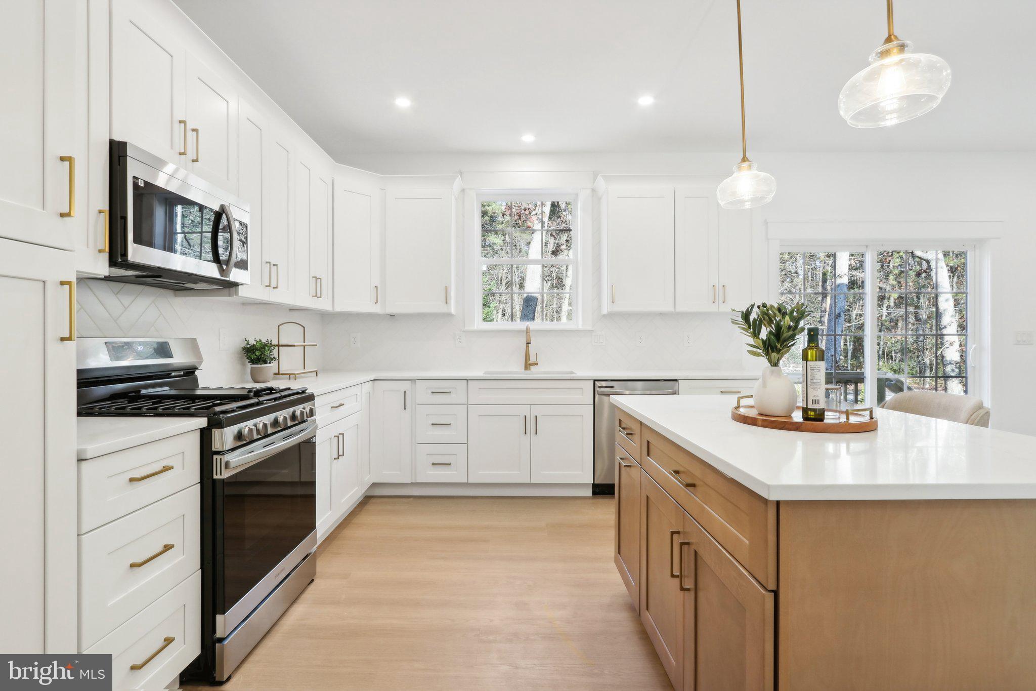 449 Tabernacle Road Medford Lakes, NJ 08055 - Photo 3 of 29