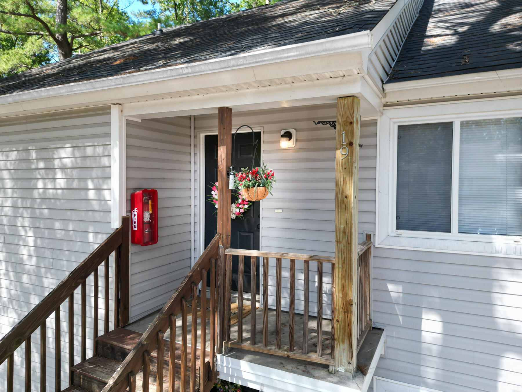 19 Rudwick Circle Goose Creek, SC 29445 - Photo 4 of 18 SS-6