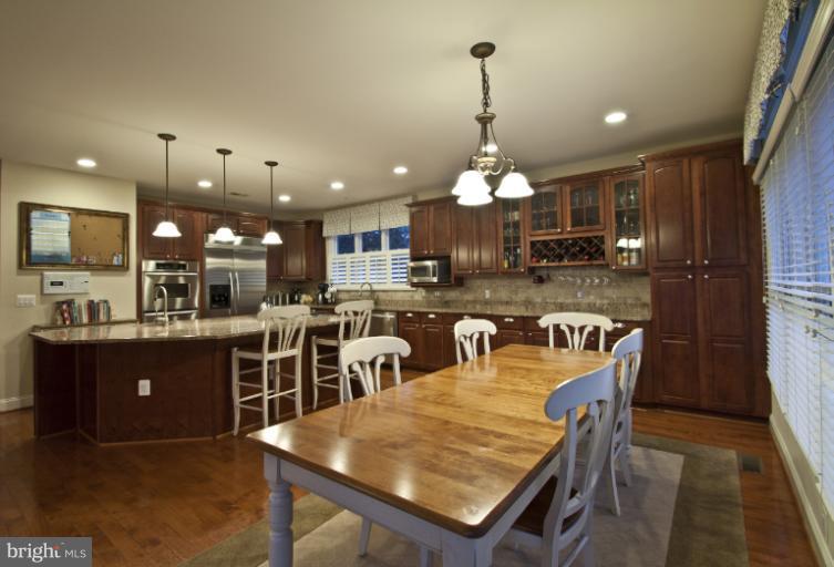 1735 St Margarets Road Annapolis, MD 21409 - Photo 8 of 30 Kitchen
