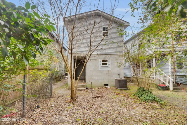 $1,430 | 708 2nd Avenue, New Bern, NC 28560