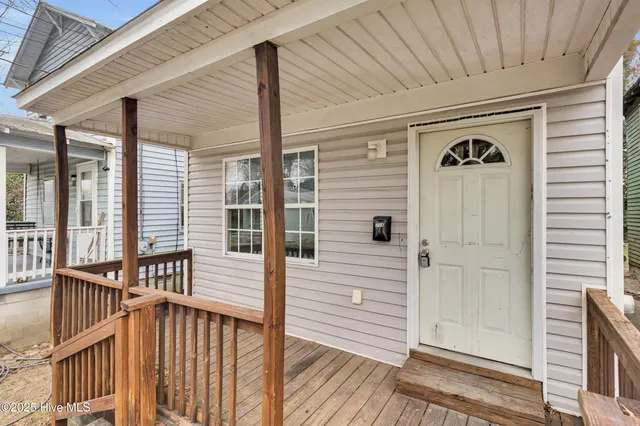 $1,430 | 708 2nd Avenue, New Bern, NC 28560