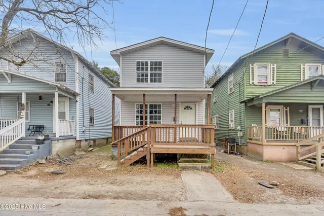 $1,430 | 708 2nd Avenue, New Bern, NC 28560