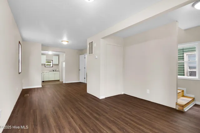 $1,430 | 708 2nd Avenue, New Bern, NC 28560