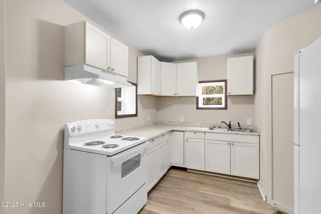 $1,430 | 708 2nd Avenue, New Bern, NC 28560