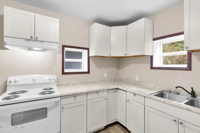 $1,430 | 708 2nd Avenue, New Bern, NC 28560