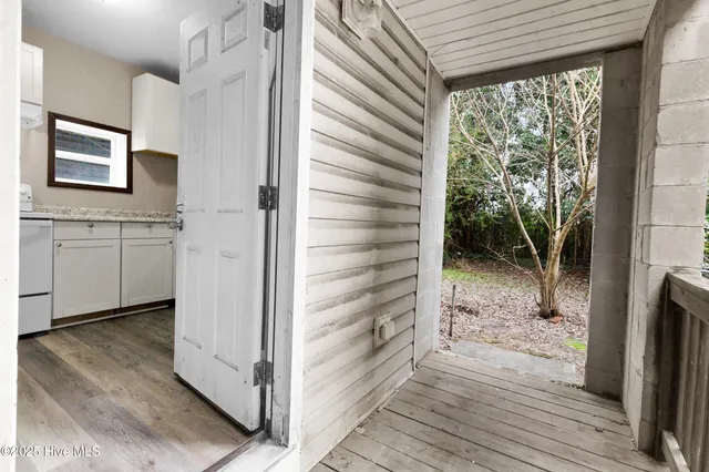 $1,430 | 708 2nd Avenue, New Bern, NC 28560