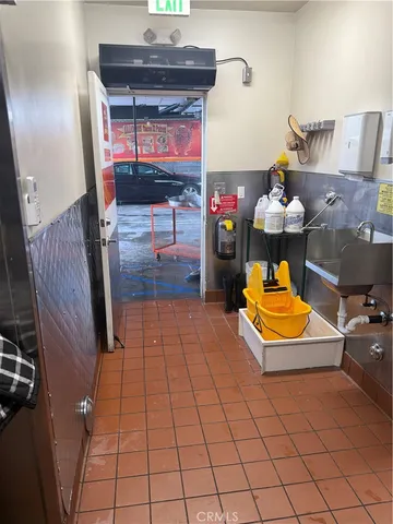 a view of an outdoor space