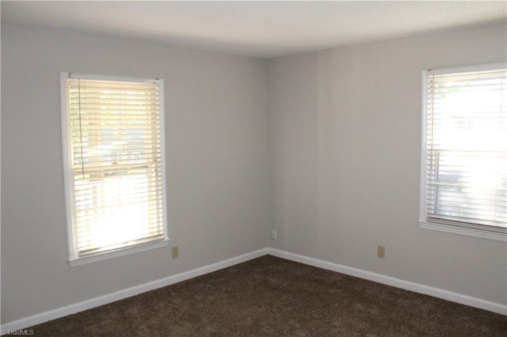 1122 Eagle Road Greensboro, NC 27407 - Photo 5 of 16 Master bedroom