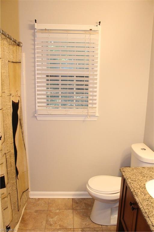 1122 Eagle Road Greensboro, NC 27407 - Photo 7 of 16 Hall bathroom