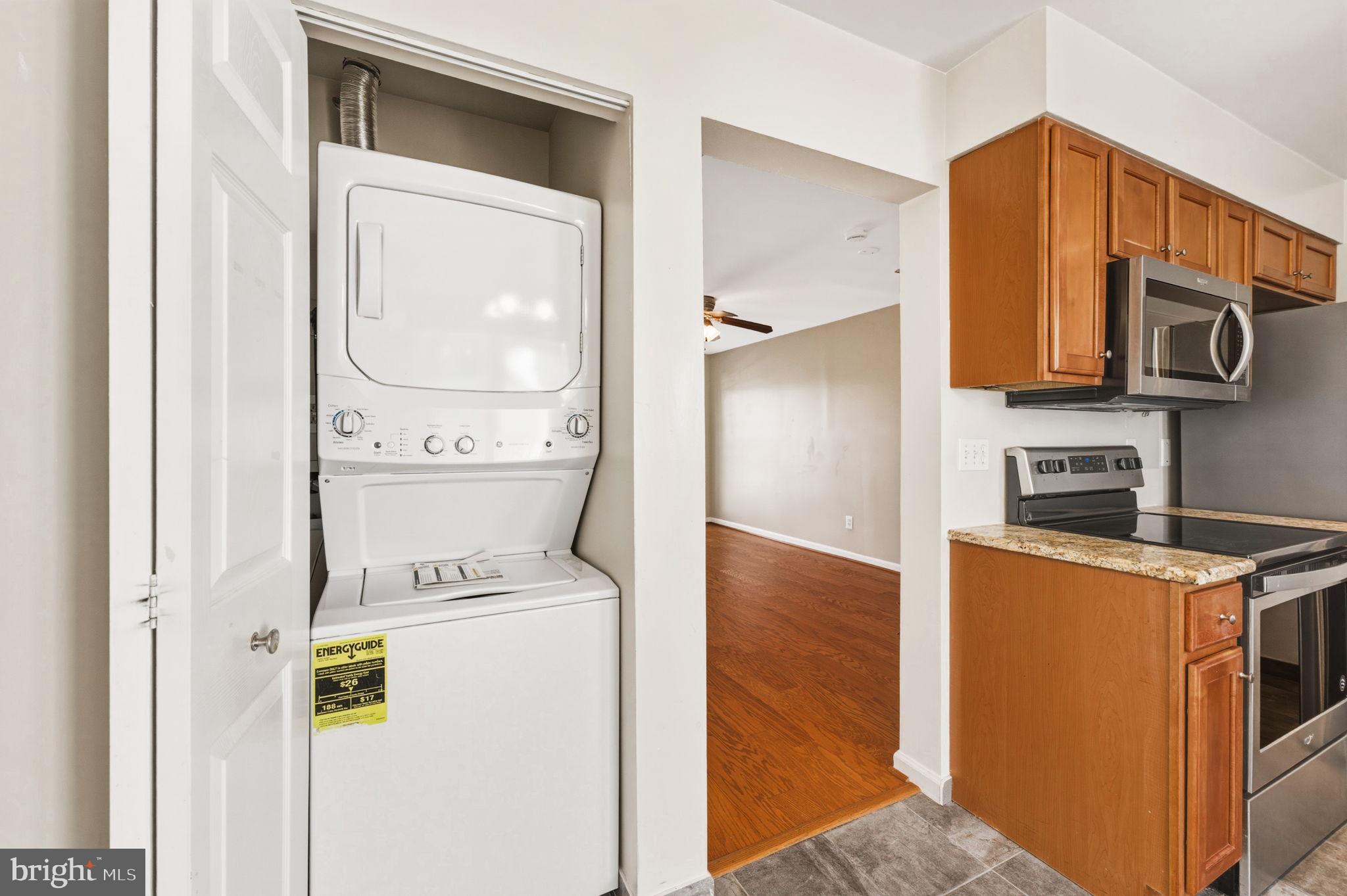 2 Providence Square Sterling, VA 20164 - Photo 14 of 30 Washer/Dryer