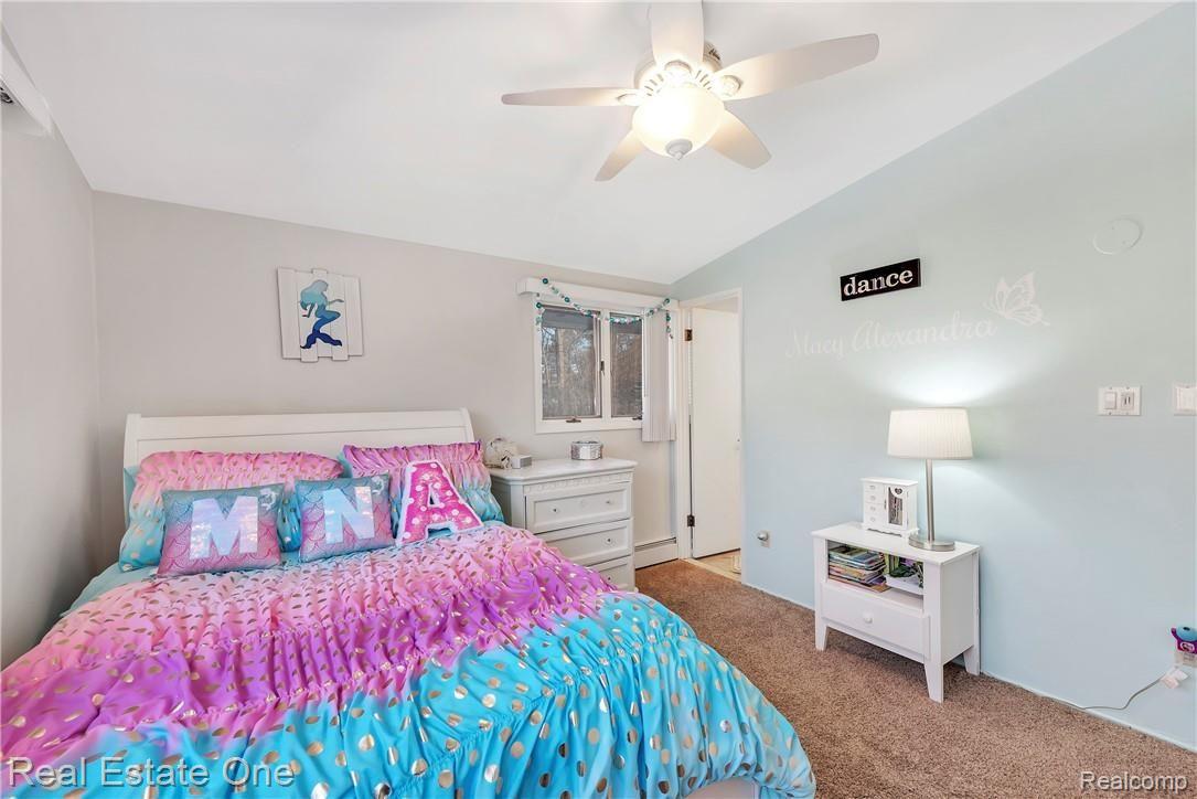 4879 Quarton Road Bloomfield Hills, MI 48301 - Photo 33 of 59 4879-Quarton-Rd-Bloomfield-Hills-MI-48301-windowstill-36.jpg