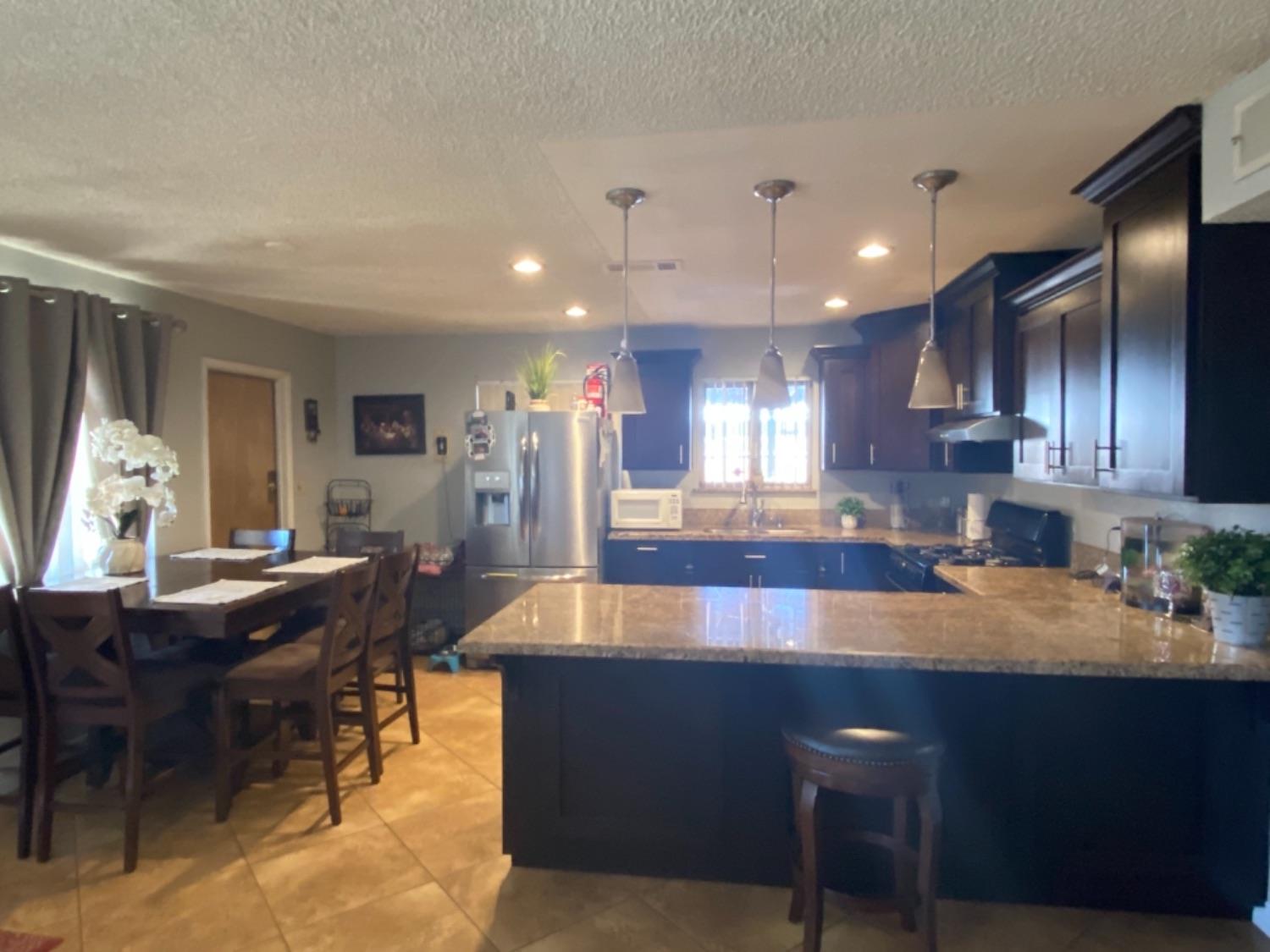 40300 Robert Road Cutler, CA 93615 - Photo 12 of 31 Gallery Image 12