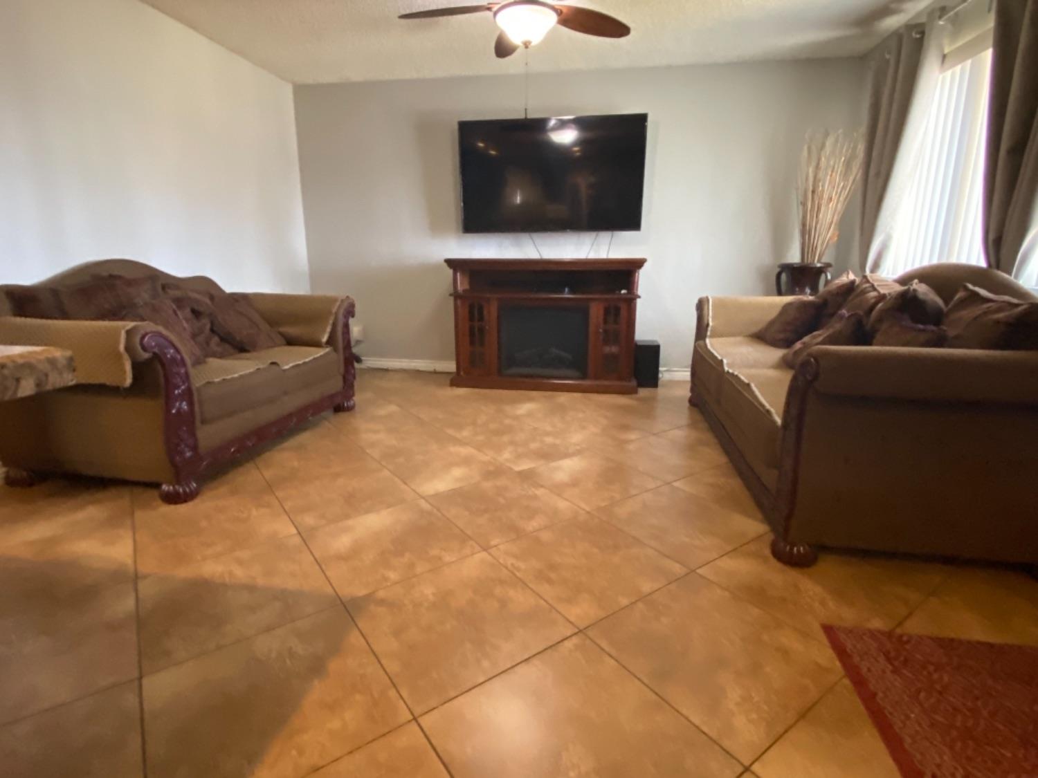 40300 Robert Road Cutler, CA 93615 - Photo 5 of 31 Gallery Image 5
