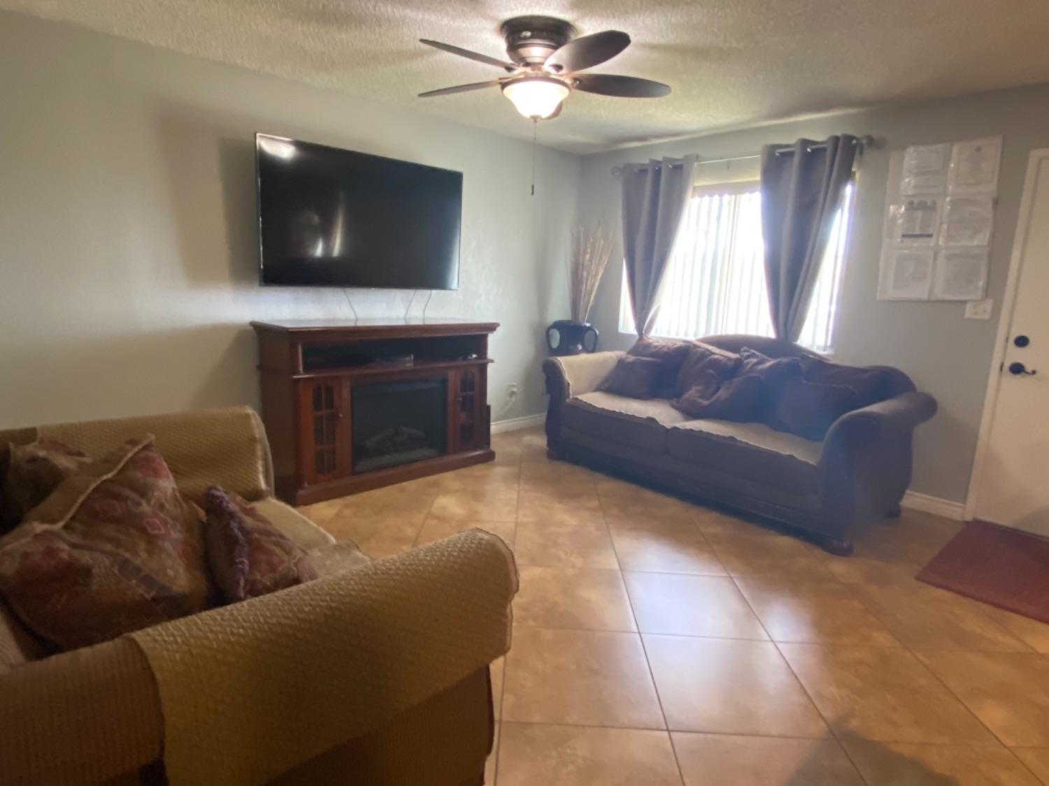 40300 Robert Road Cutler, CA 93615 - Photo 6 of 31 Gallery Image 6