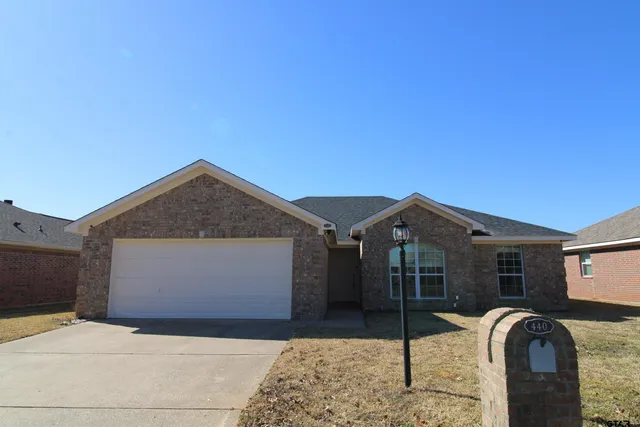 $269,900 | 440 Maggie Circle, Tyler, TX 75703