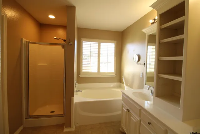 $269,900 | 440 Maggie Circle, Tyler, TX 75703