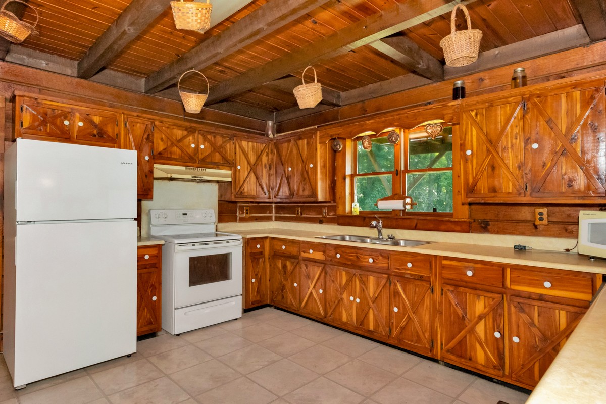 3202 Pleasant Ridge Road Goodspring, TN 38460 - Photo 11 of 48 Gallery Image 11
