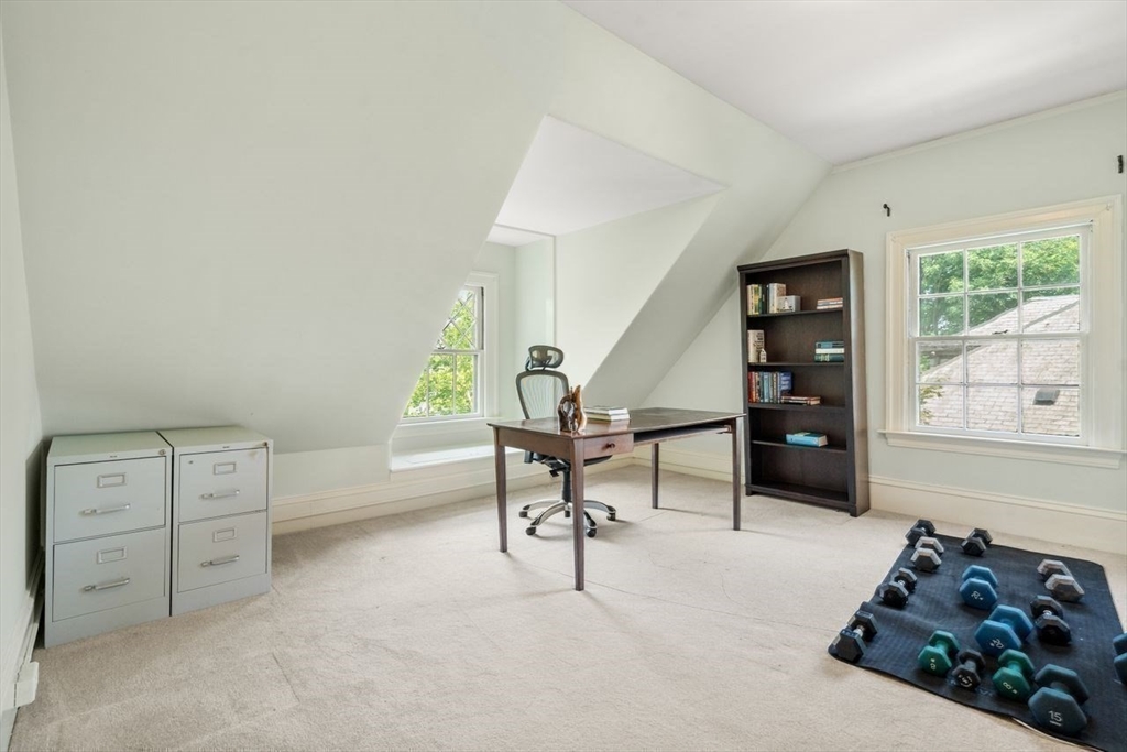 292 Clinton Road Brookline, MA 02445 - Photo 24 of 26 Gallery Image 24