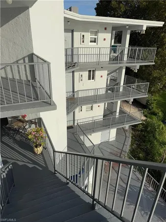 $235,000 | 7105 West 13th Avenue, Unit 402, Hialeah, FL 33014