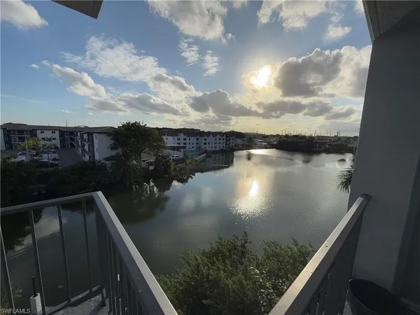 $235,000 | 7105 West 13th Avenue, Unit 402, Hialeah, FL 33014
