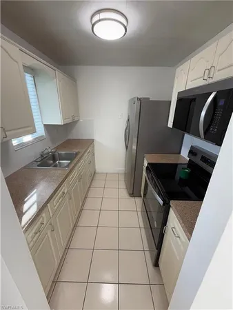 $235,000 | 7105 West 13th Avenue, Unit 402, Hialeah, FL 33014