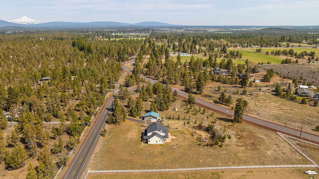 67350 Gist Road Bend, OR 97703 - Photo 55 of 61 RileyVisualsa-4