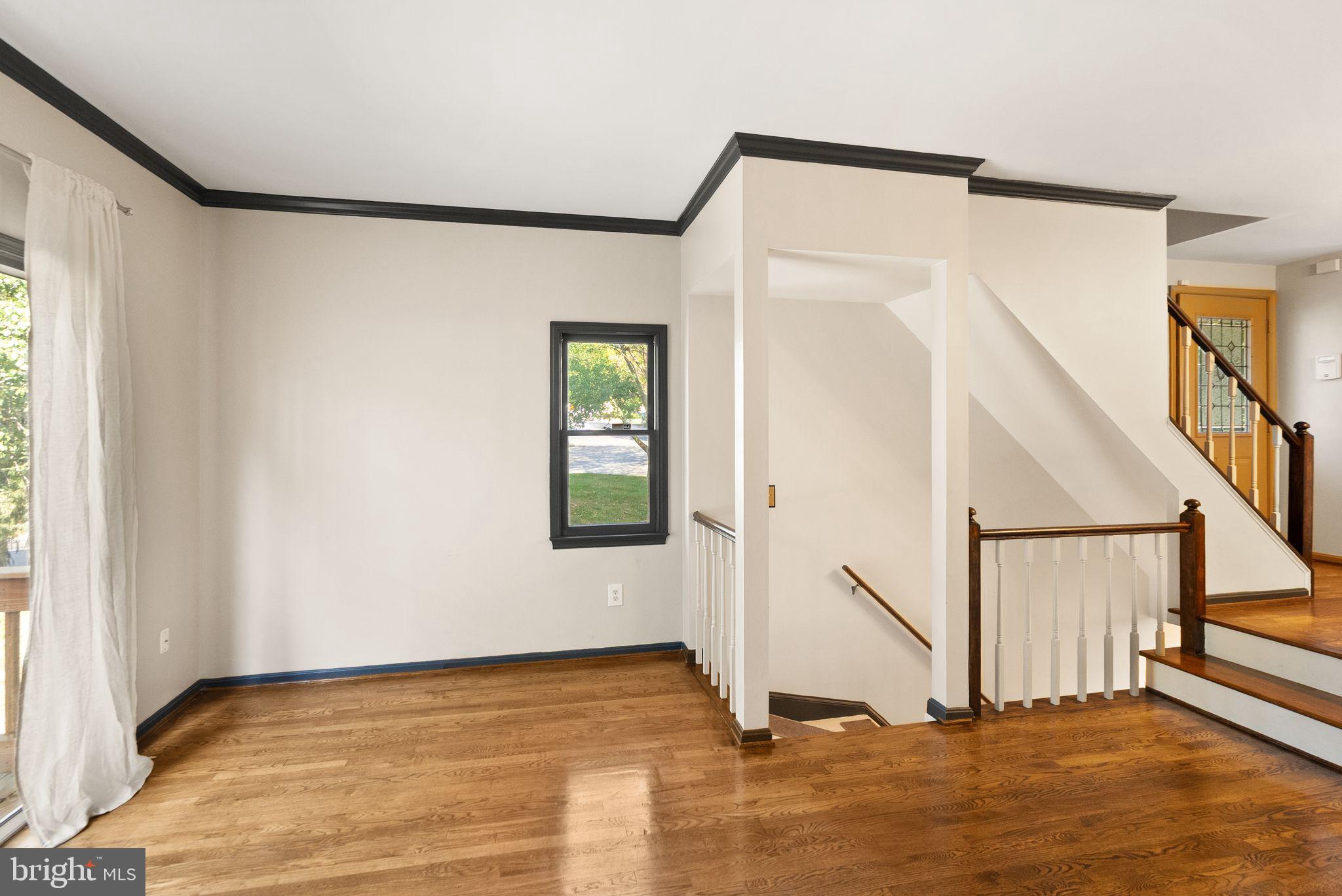 1700 Quietree Drive Reston, VA 20194 - Photo 21 of 76 a view of an empty room