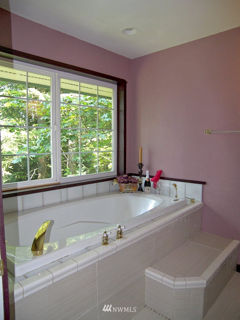 4127 Agate Road Bellingham, WA 98226 - Photo 14 of 15 Gallery Image 14