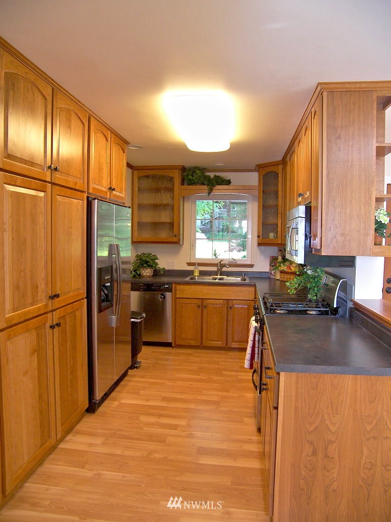 4127 Agate Road Bellingham, WA 98226 - Photo 6 of 15 Gallery Image 6