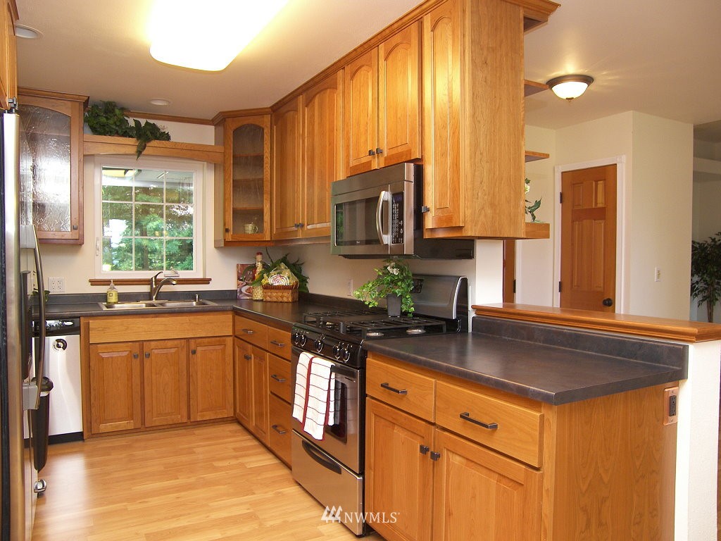 4127 Agate Road Bellingham, WA 98226 - Photo 8 of 15 Gallery Image 8