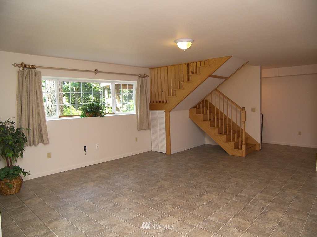 4127 Agate Road Bellingham, WA 98226 - Photo 10 of 15 Gallery Image 10