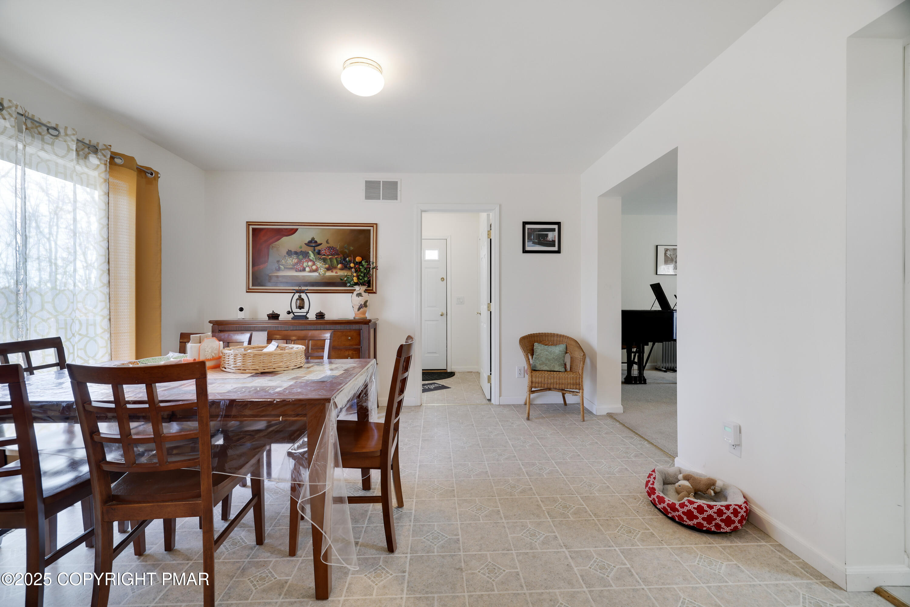 138 Jennifer Lane Effort, PA 18330 - Photo 12 of 41 a dining room with furniture and window