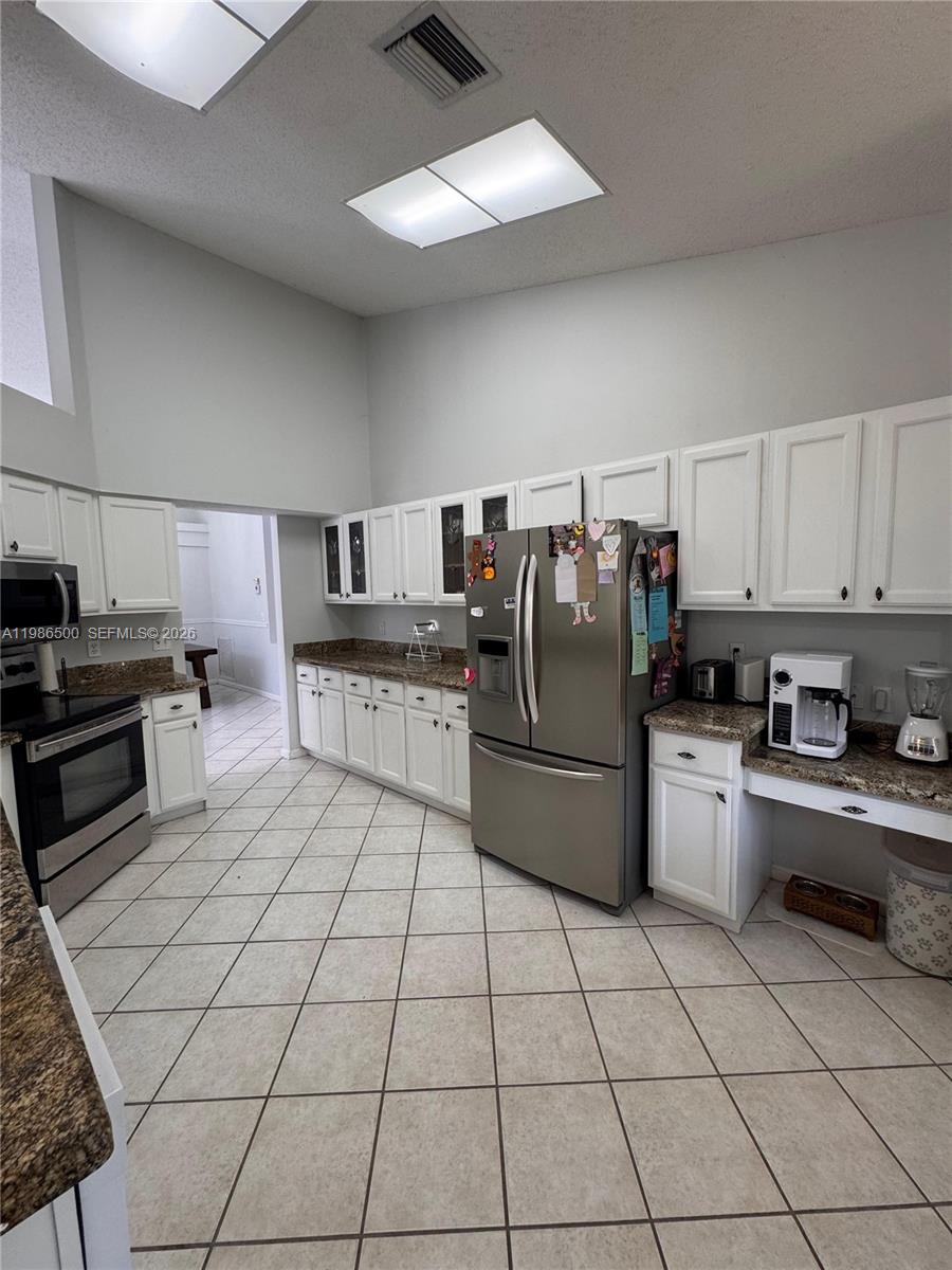 15790 Bent Creek Road Wellington, FL 33414 - Photo 13 of 54