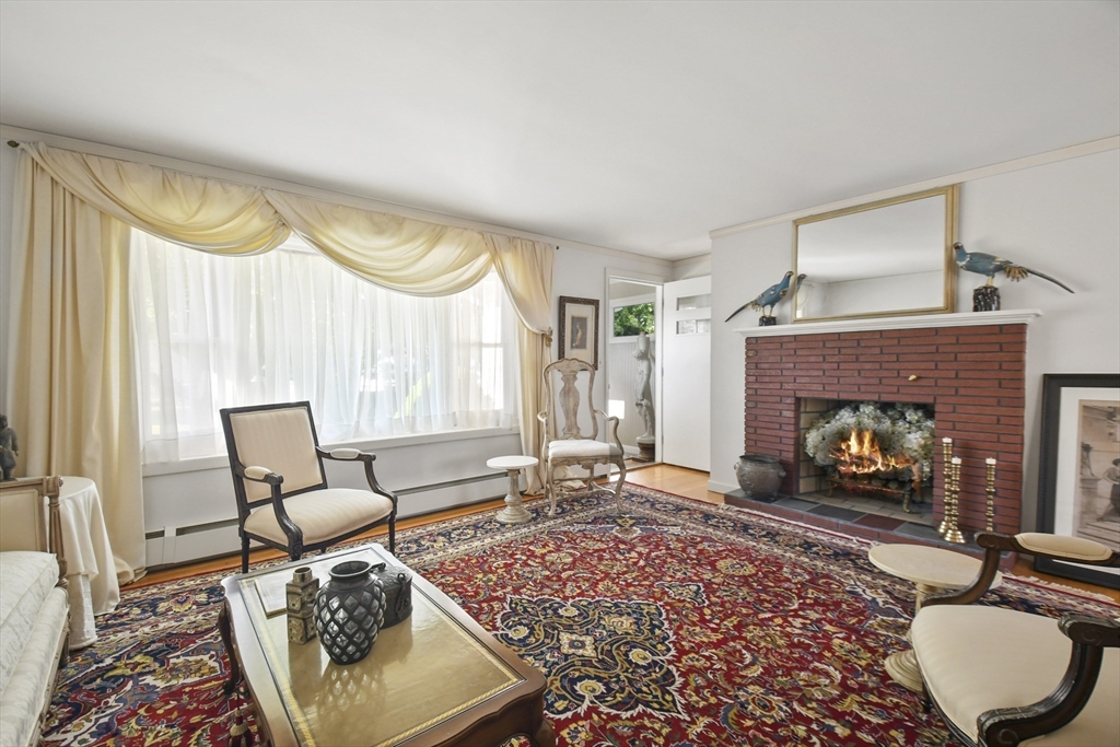 35 Tupelo Road Worcester, MA 01606 - Photo 5 of 24 Gallery Image 5