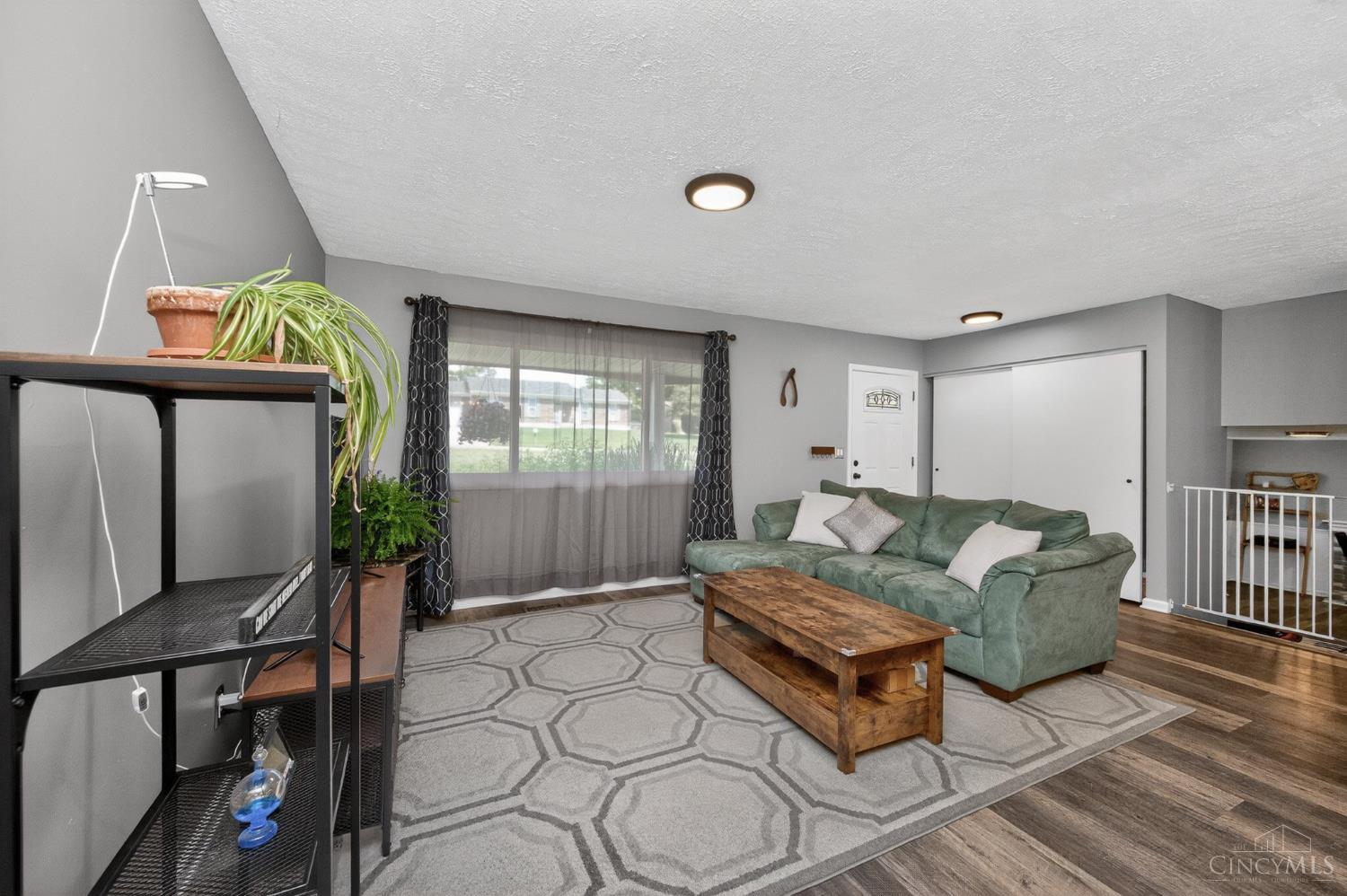 5691 Winton Road Fairfield, OH 45014 - Photo 9 of 44
