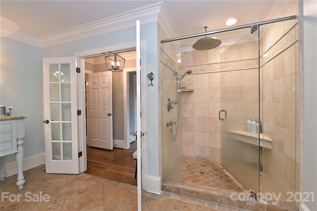 2127 Queens Road East Charlotte, NC 28207 - Photo 26 of 41 Gallery Image 26