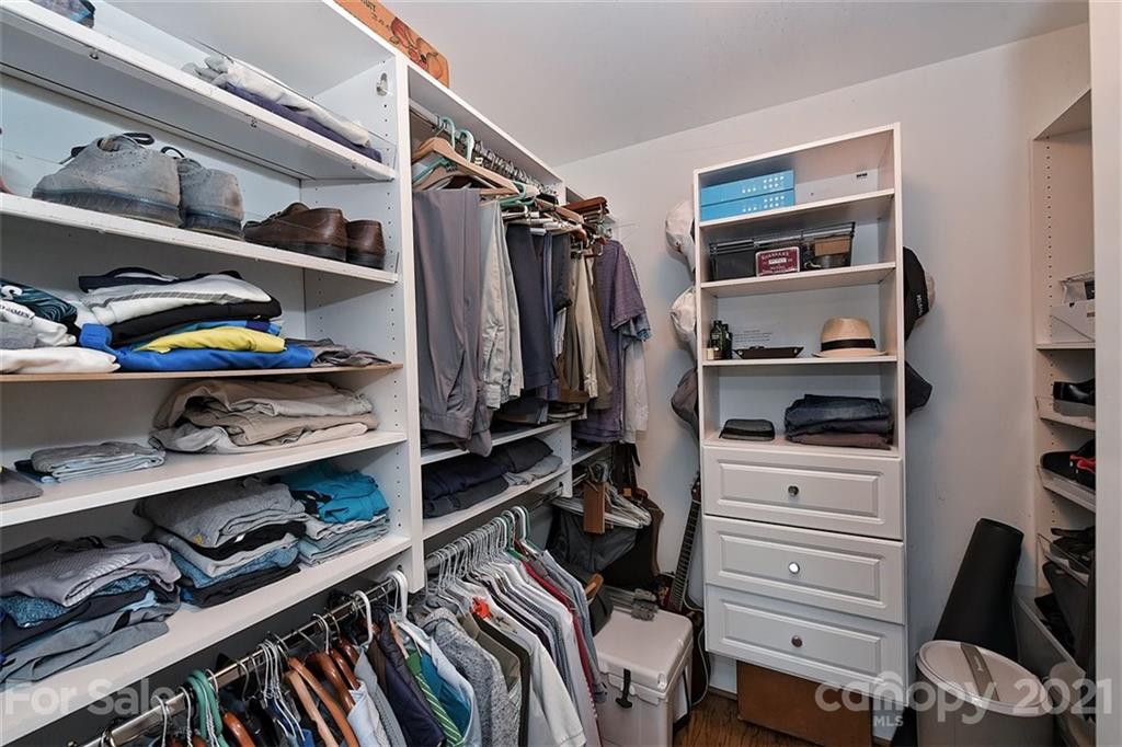 2127 Queens Road East Charlotte, NC 28207 - Photo 27 of 41 Gallery Image 27