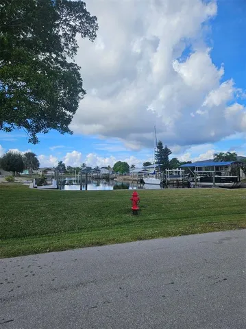 $2,595 | 4420 Palm Drive, Punta Gorda, FL 33950