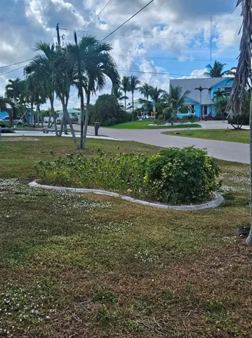 $2,595 | 4420 Palm Drive, Punta Gorda, FL 33950