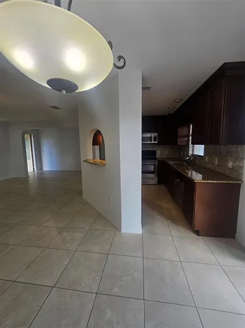 $2,595 | 4420 Palm Drive, Punta Gorda, FL 33950